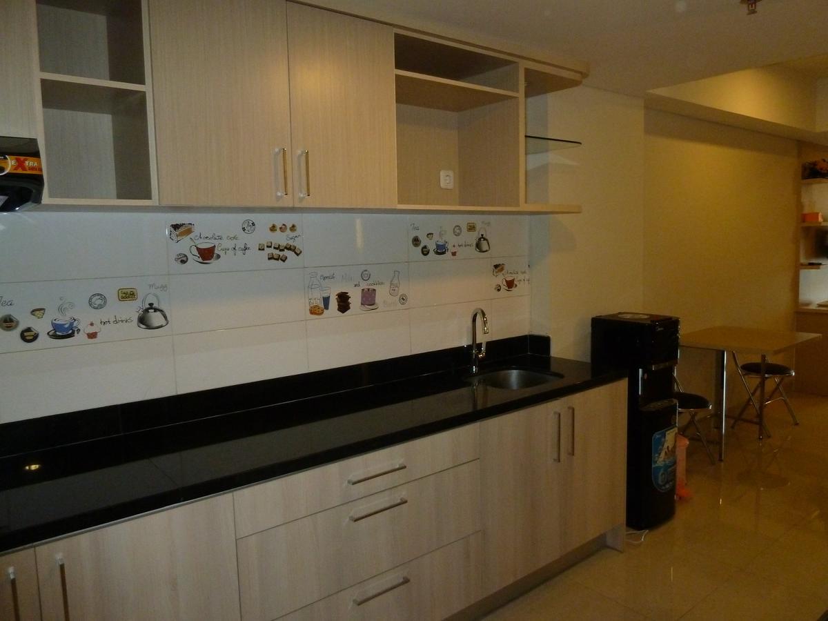 Pinnacle Apartment Pandanaran Semarang Extérieur photo